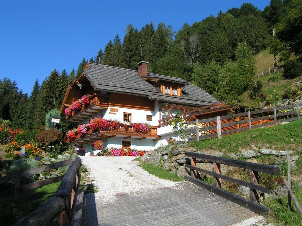 Haus Othmar Schabuss Casa de hóspedes Bad Kleinkirchheim Exterior foto